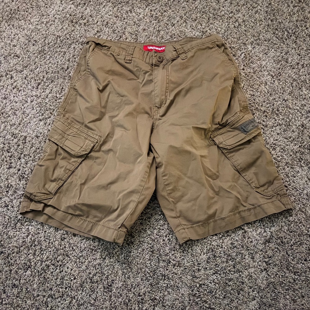 Unionbay Mens Cargo Shorts Size 32 Tan Khaki Cotton Stretch Multi Pocket Casual